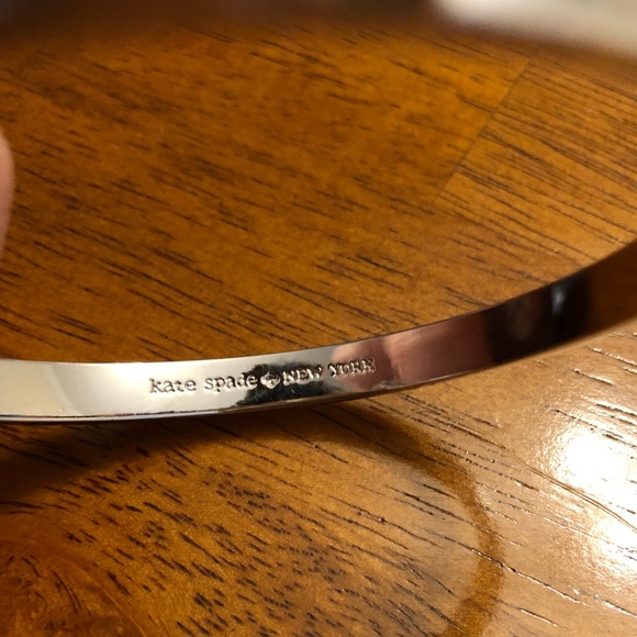 Kate Spade New York take a bow silver bracelet - Picture 6 of 8